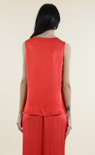 Immagine di Top con collo pellicano rosso