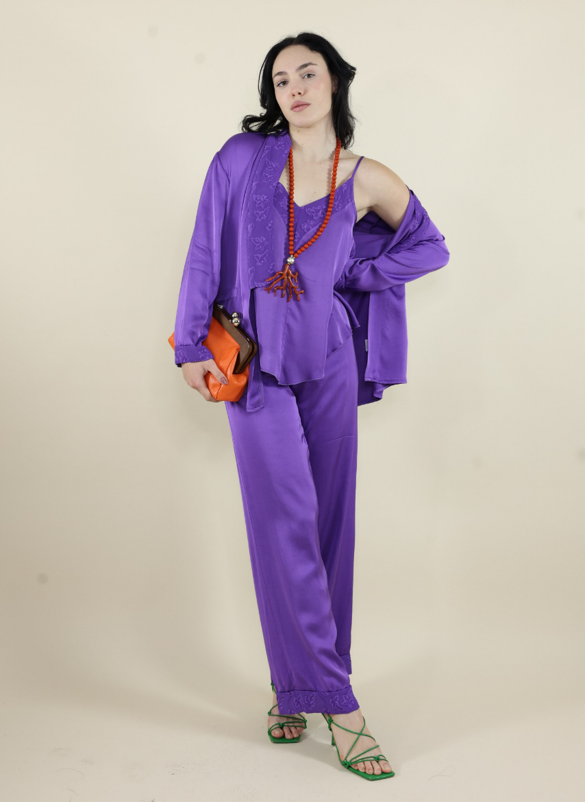 Immagine di Pantalone raso con pences davanti viola