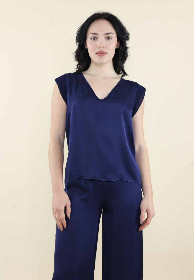 Immagine di Top scollo a v e georgette manica blu