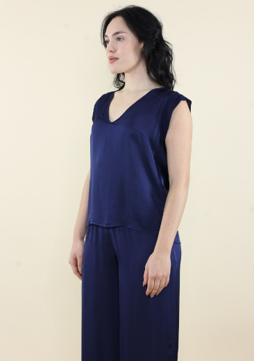 Immagine di Top scollo a v e georgette manica blu