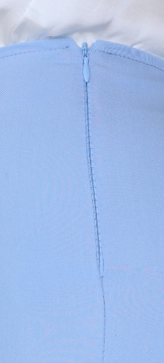 Immagine di Pantalone zampa con zip laterale cielo