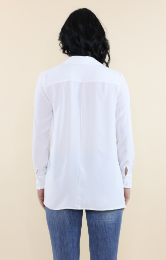 Immagine di Camicia con colletto e bottoni coperti bianco