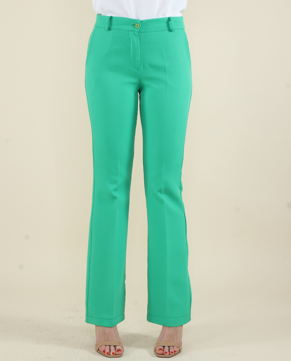 Immagine di Pantalone a zampa con tasche francesi verde