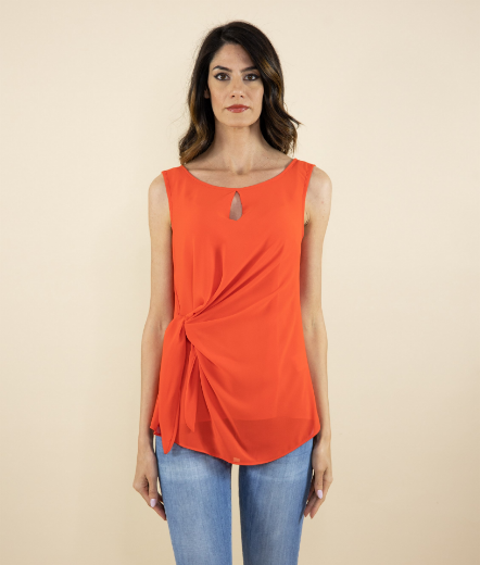Immagine di Top in georgette con nodo papavero
