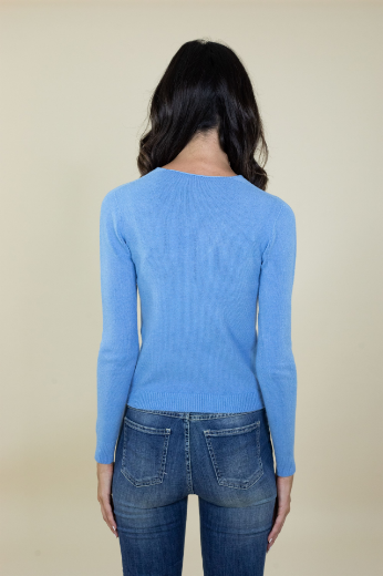 Immagine di Maglia scollo a v slim rasata colore pervinca