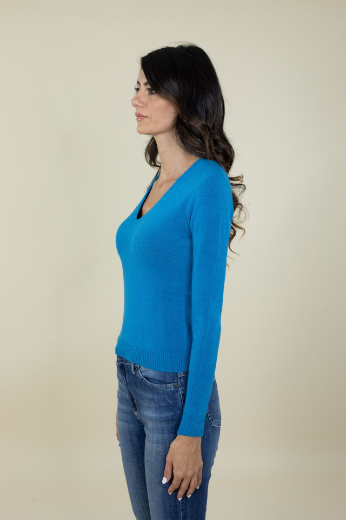 Immagine di Maglia scollo a v slim rasata colore ottanio
