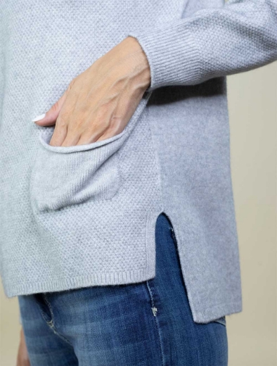 Maglia slim con tasche tramata colore perla