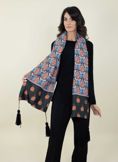 Stola fantasia liberty nappine a mano