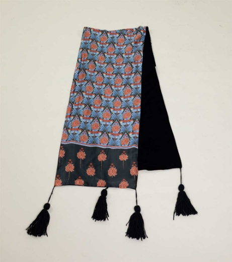 Stola fantasia liberty nappine a mano