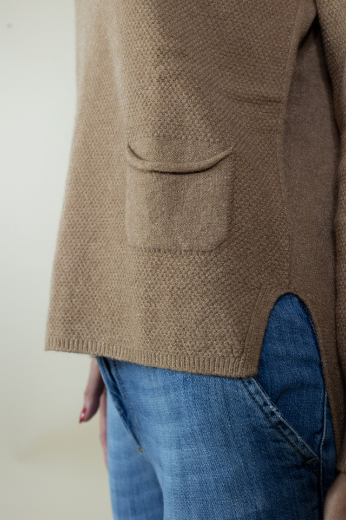 Immagine di MAGLIA SLIM CON TASCHE TRAMATA