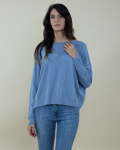 Immagine di Maglia over rasata in viscosa colore polvere