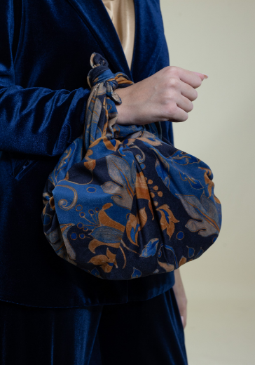 Immagine di Borsa "truscia" fantasia arabesque e Taffetà colore blu