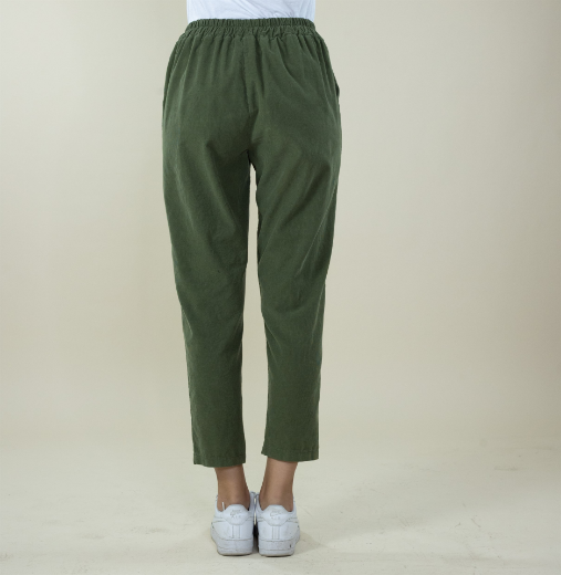 Immagine di Pantalone velluto costine con tasche colore militare