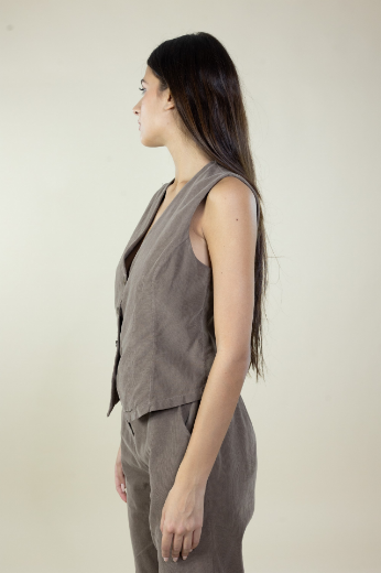 Immagine di Gilet velluto costine con bottoni colore moro