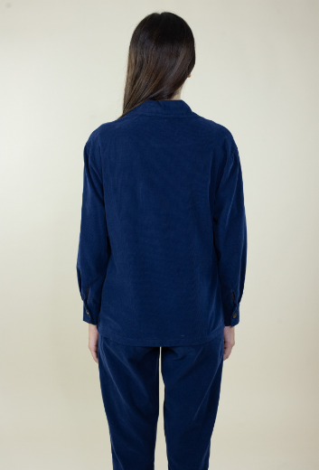 Immagine di Camicia velluto costine con tasche toppa colore blu