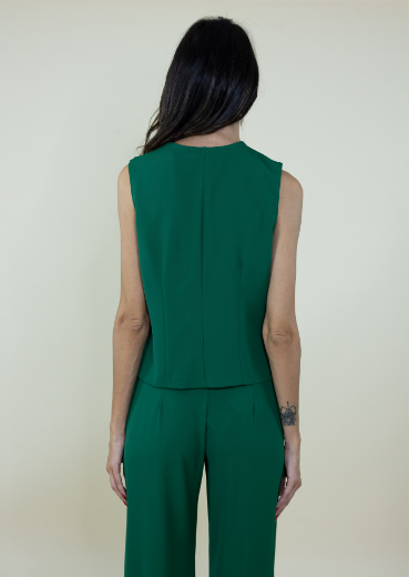 Immagine di Gilet in cady con bottoncini colore verde