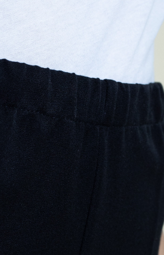 Immagine di Pantalone corto slim con elastico