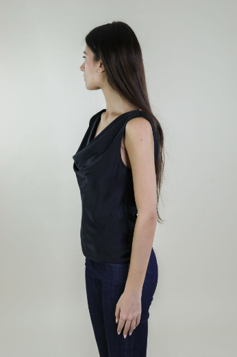 Immagine di TOP RASO COLLO PELLICANO E ACCESSORIO