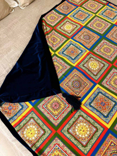 Immagine di COPERTA FANTASIA FOLK E CINIGLIA