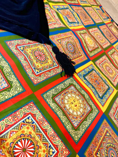 Immagine di COPERTA FANTASIA FOLK E CINIGLIA