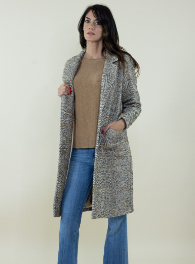 Immagine di CAPPOTTO SPIGATO