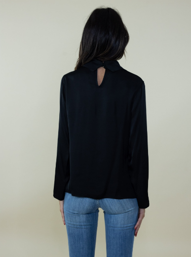 Immagine di BLUSA RASO CON COLLO ALTO  CON POLSO