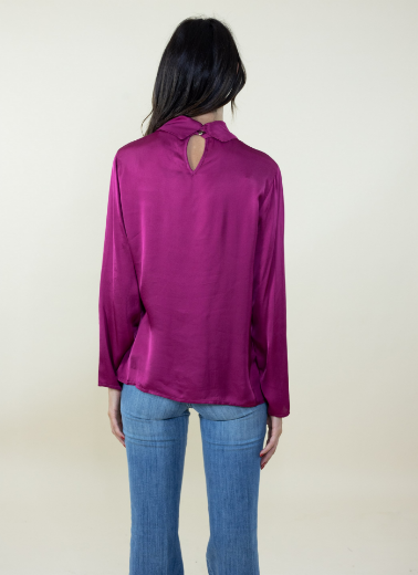 Immagine di BLUSA RASO CON COLLO ALTO  CON POLSO