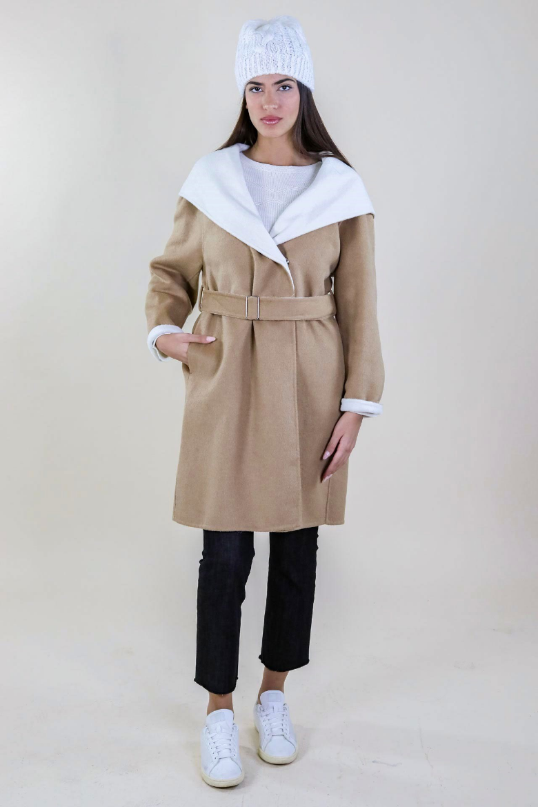 Immagine di CAPPOTTO BICOLORE CON CAPPUCCIO