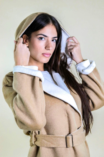 Immagine di CAPPOTTO BICOLORE CON CAPPUCCIO