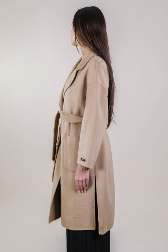 Immagine di CAPPOTTO CON REVERS TASCHE E CINTURA