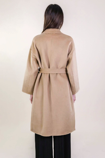 Immagine di CAPPOTTO CON REVERS TASCHE E CINTURA