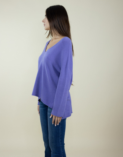 Immagine di MAGLIA SCOLLO A V OVER