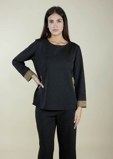 Immagine di BLUSA SCOLLO TONDO A POIS RIPORTI RASO