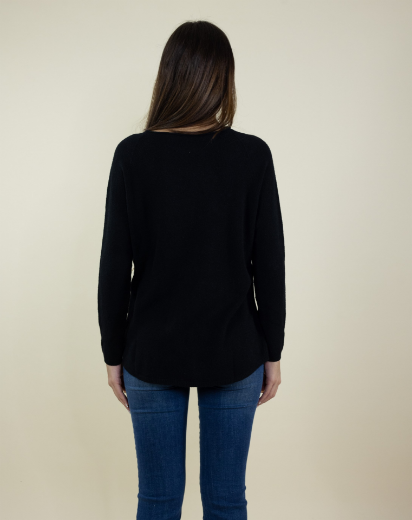 Immagine di MAGLIA LUNGA CON SPACCHI E PERLE LATERAL