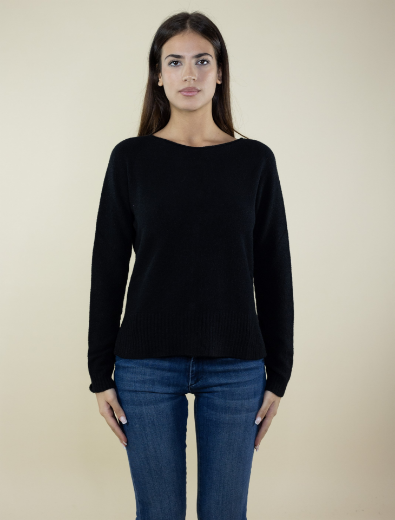 Immagine di MAGLIA GIROCOLLO CON SPACCHI E BOTTONI