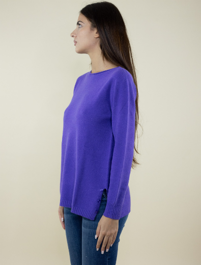 Immagine di MAGLIA CON SPACCHI E BOTTONI