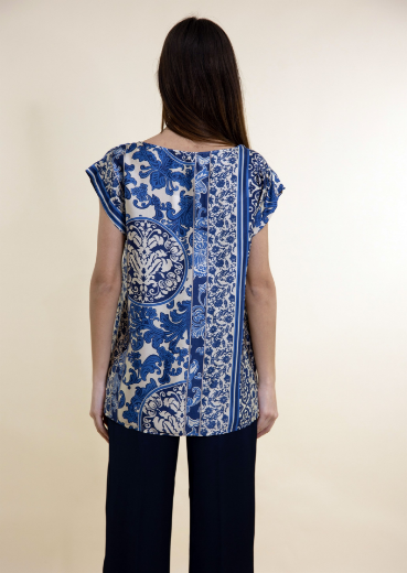 Immagine di Blusa fantasia barocco con greca