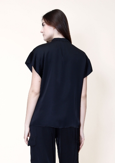 Immagine di Blusa collo coreano con bottoncini