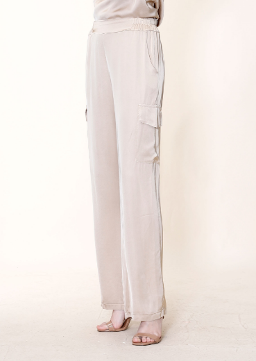 Immagine di Pantalone largo con tasche a toppa