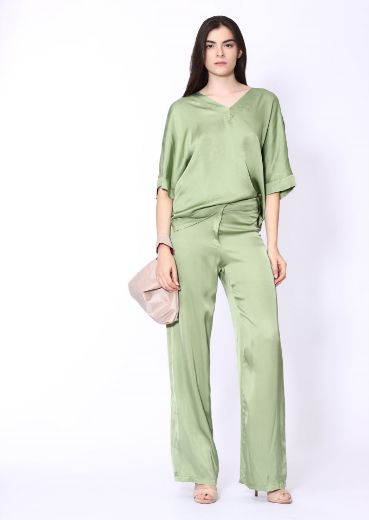Immagine di Pantalone largo con cintura e zip in seta