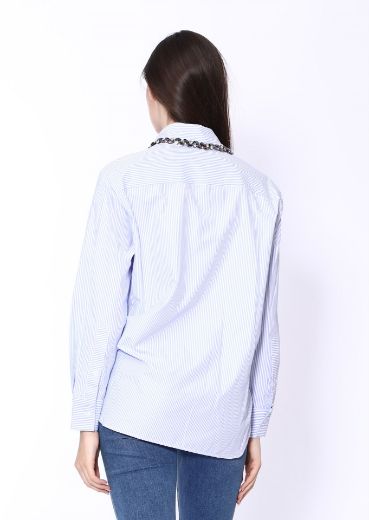 Immagine di Camicia a righe con applicazione collett