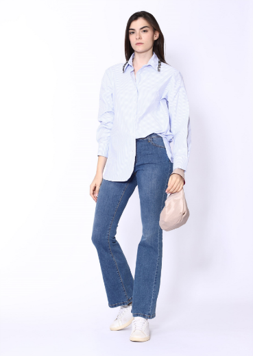 Immagine di Camicia a righe con applicazione collett