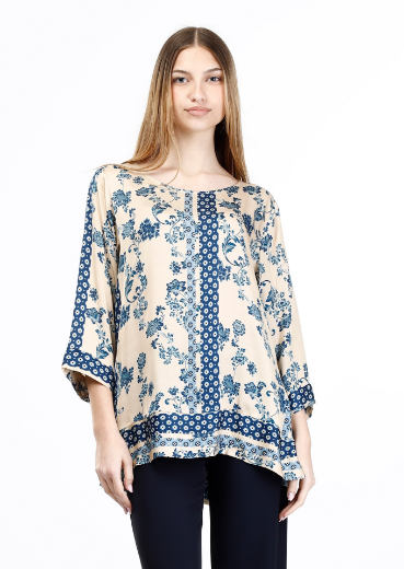Immagine di Blusa fantasia natura patchwork con grec