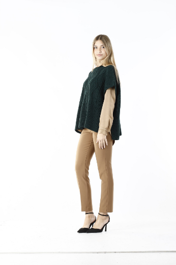 Immagine di Poncho con trecce