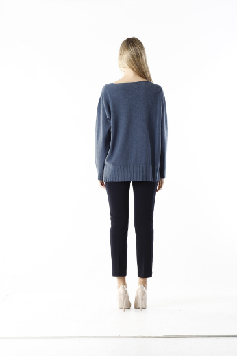 Immagine di Maglia scollo v over con spacchi