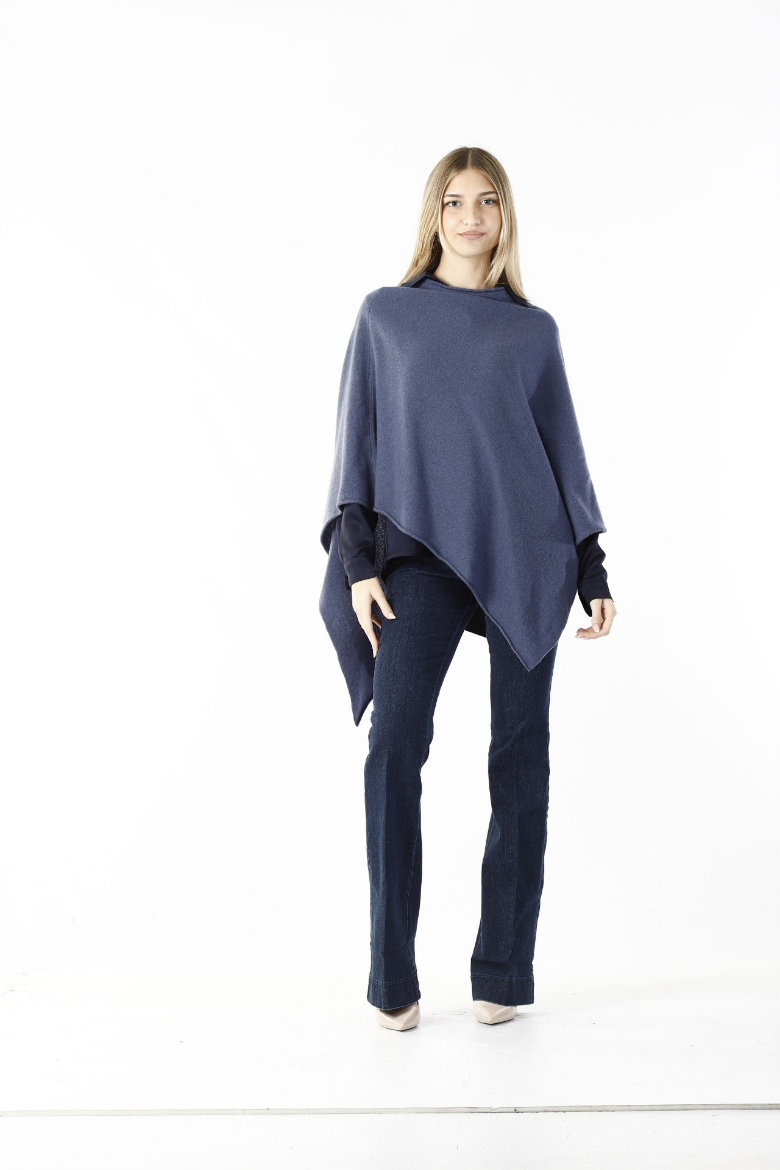 Immagine di Poncho   in maglia rasata