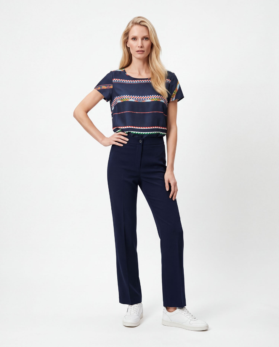 Immagine di Blusa girocollo fantasia folk