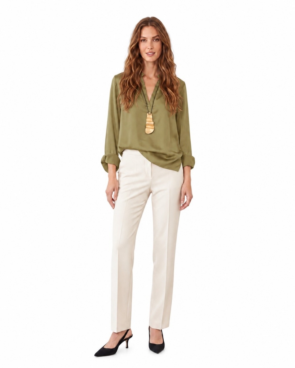 Immagine di Blusa in raso collo coreani